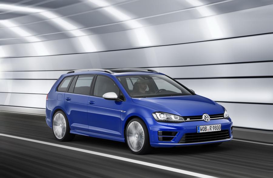  Volkswagen Golf R Variant 2015 года  (фото 3 из 25)